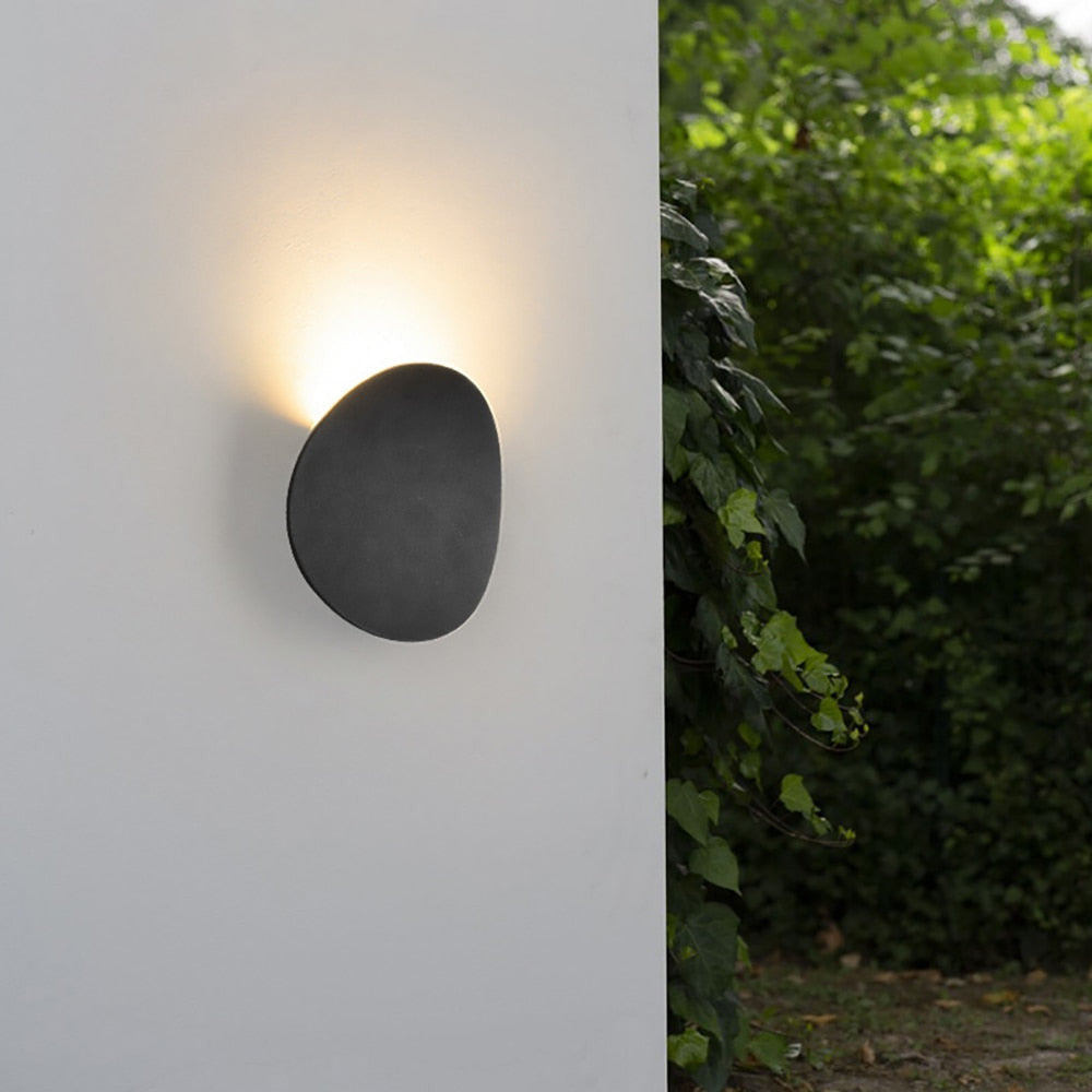 Simple Round LED Wall Lamp- Modern Minimalist Wall Accent Light- Zinon